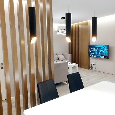 Luxurious Double Bedroom Suite Tirana Esterno foto