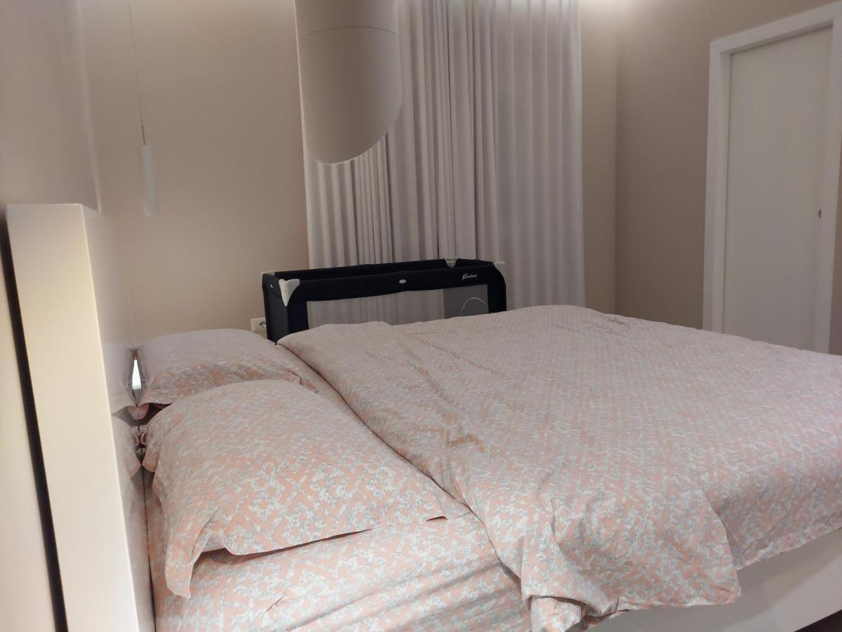 Luxurious Double Bedroom Suite Tirana Esterno foto
