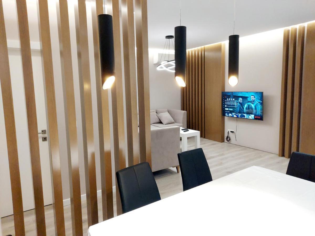 Luxurious Double Bedroom Suite Tirana Esterno foto